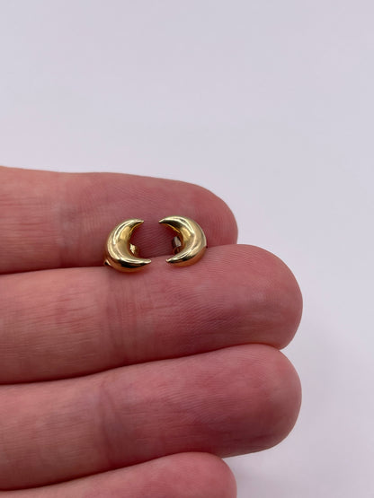9ct gold crescent earrings