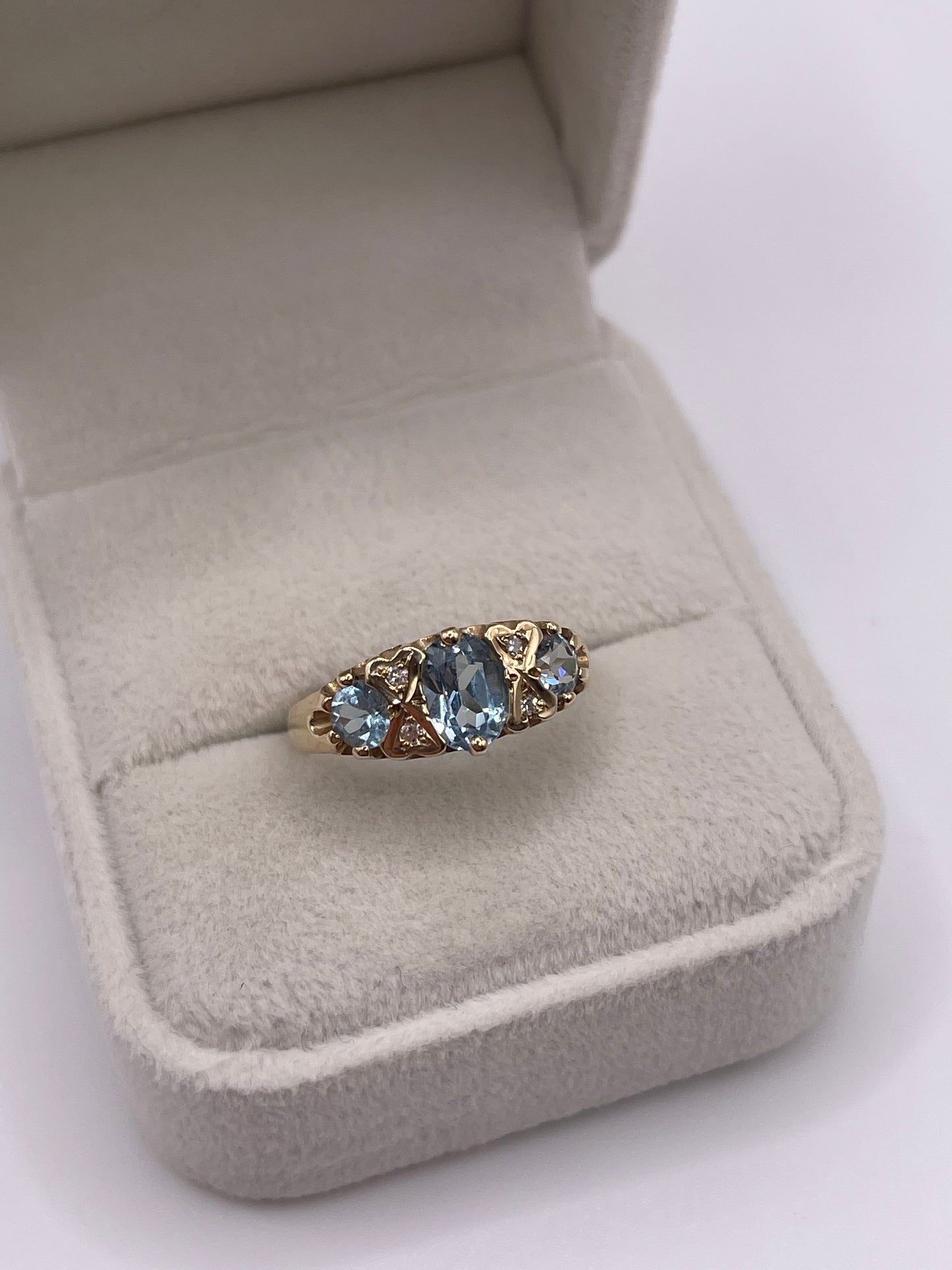 9ct gold topaz and diamond ring
