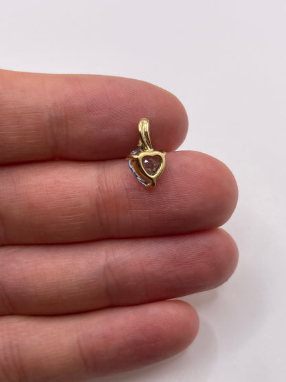9ct gold blue topaz pendant