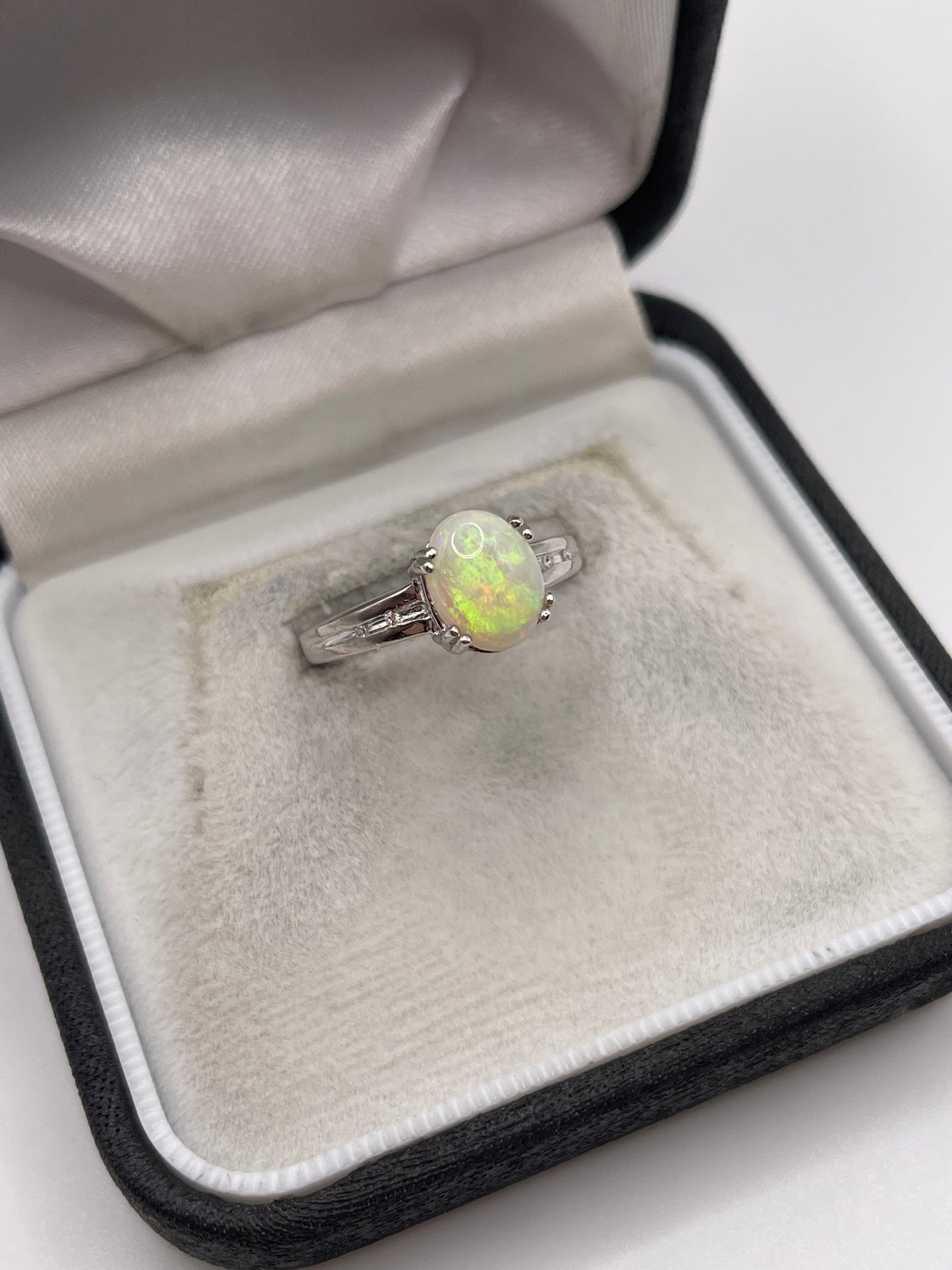 9ct white gold opal and diamond ring