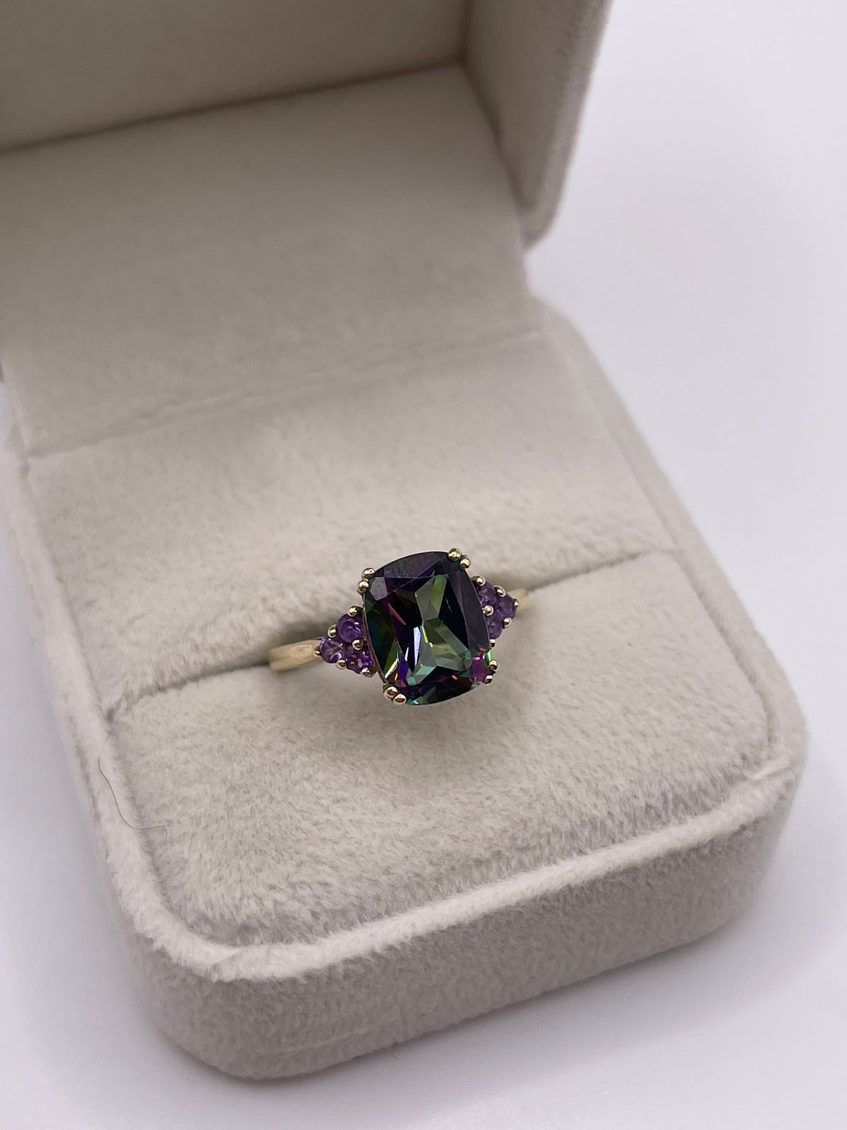 9ct gold mystic topaz and amethyst ring