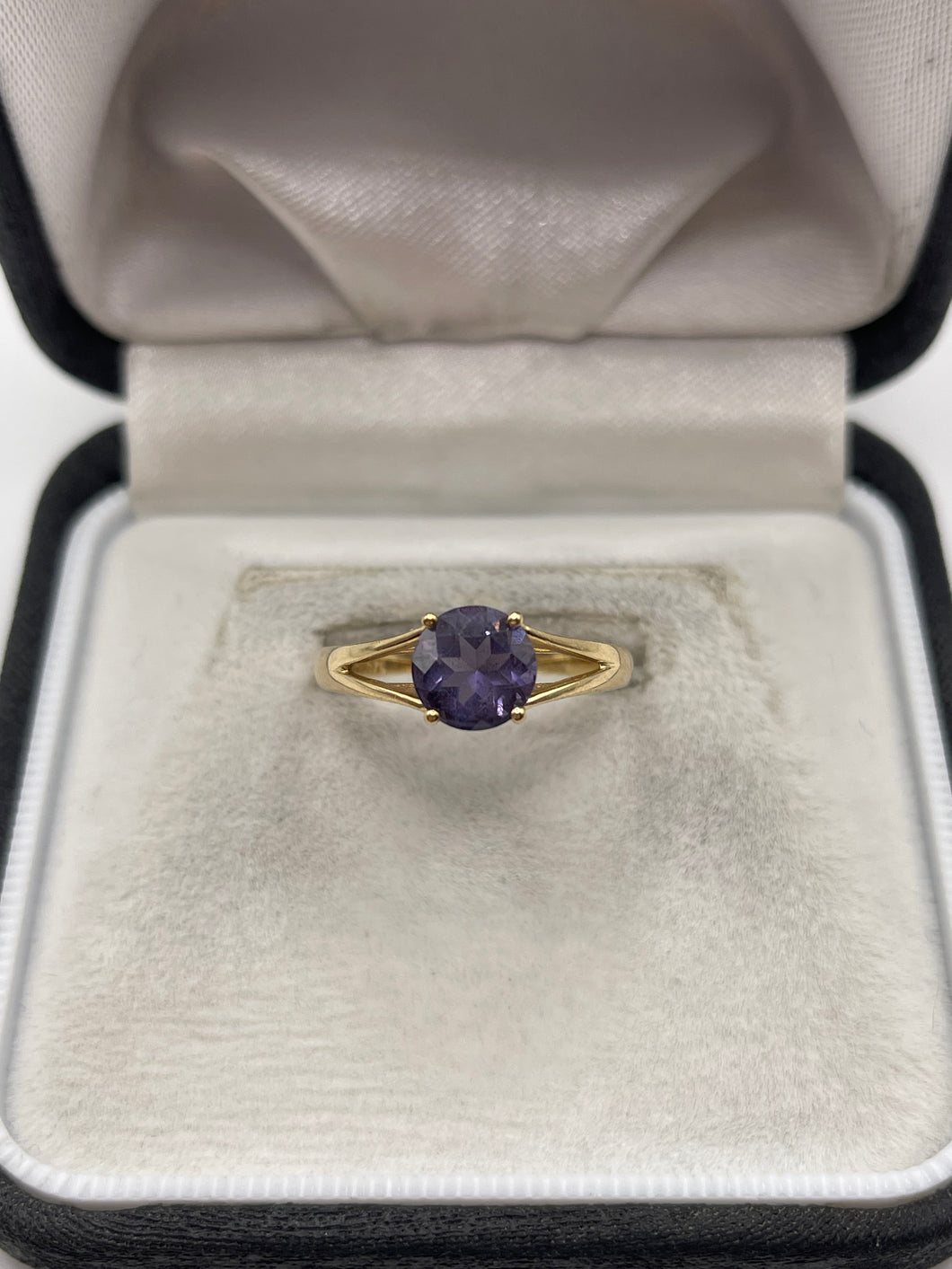 9ct gold blueberry quartz ring