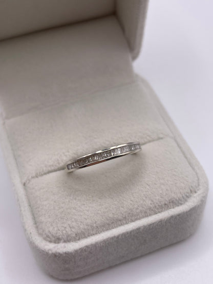 9ct white gold diamond ring