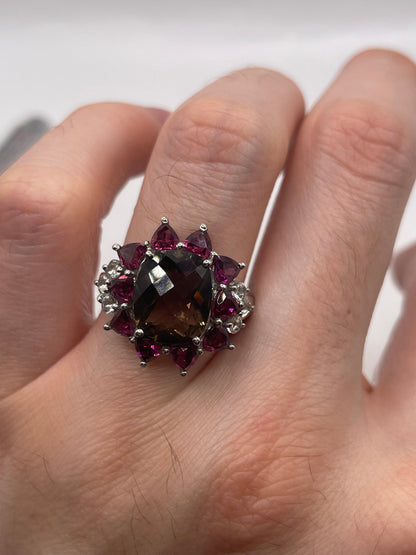Silver gemstone ring