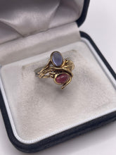 Load image into Gallery viewer, 9ct gold cabochon iolite and garnet ring
