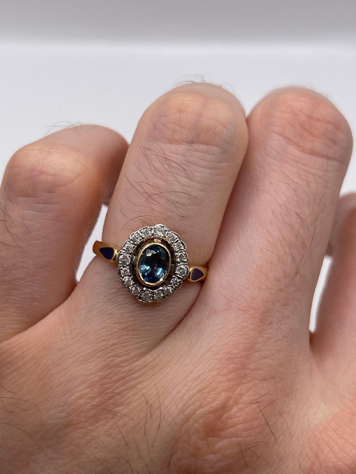 14ct gold sapphire, enamel and diamond ring