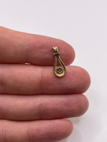 9ct gold diamond pendant