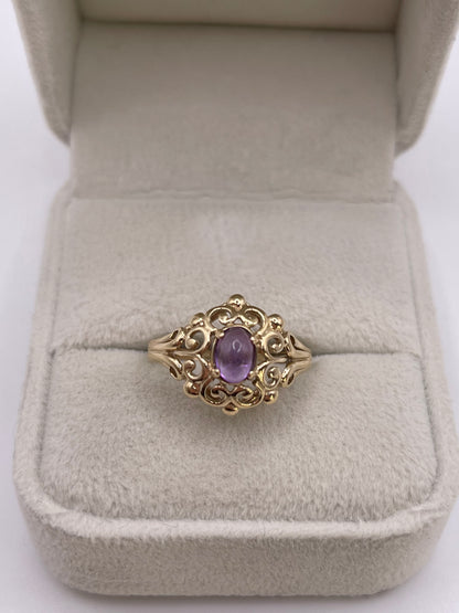 9ct gold cabochon amethyst ring