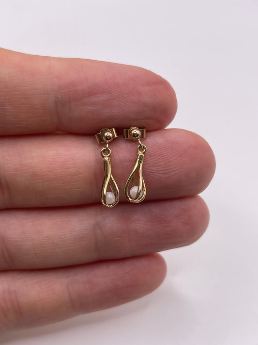 9ct gold pearl earrings
