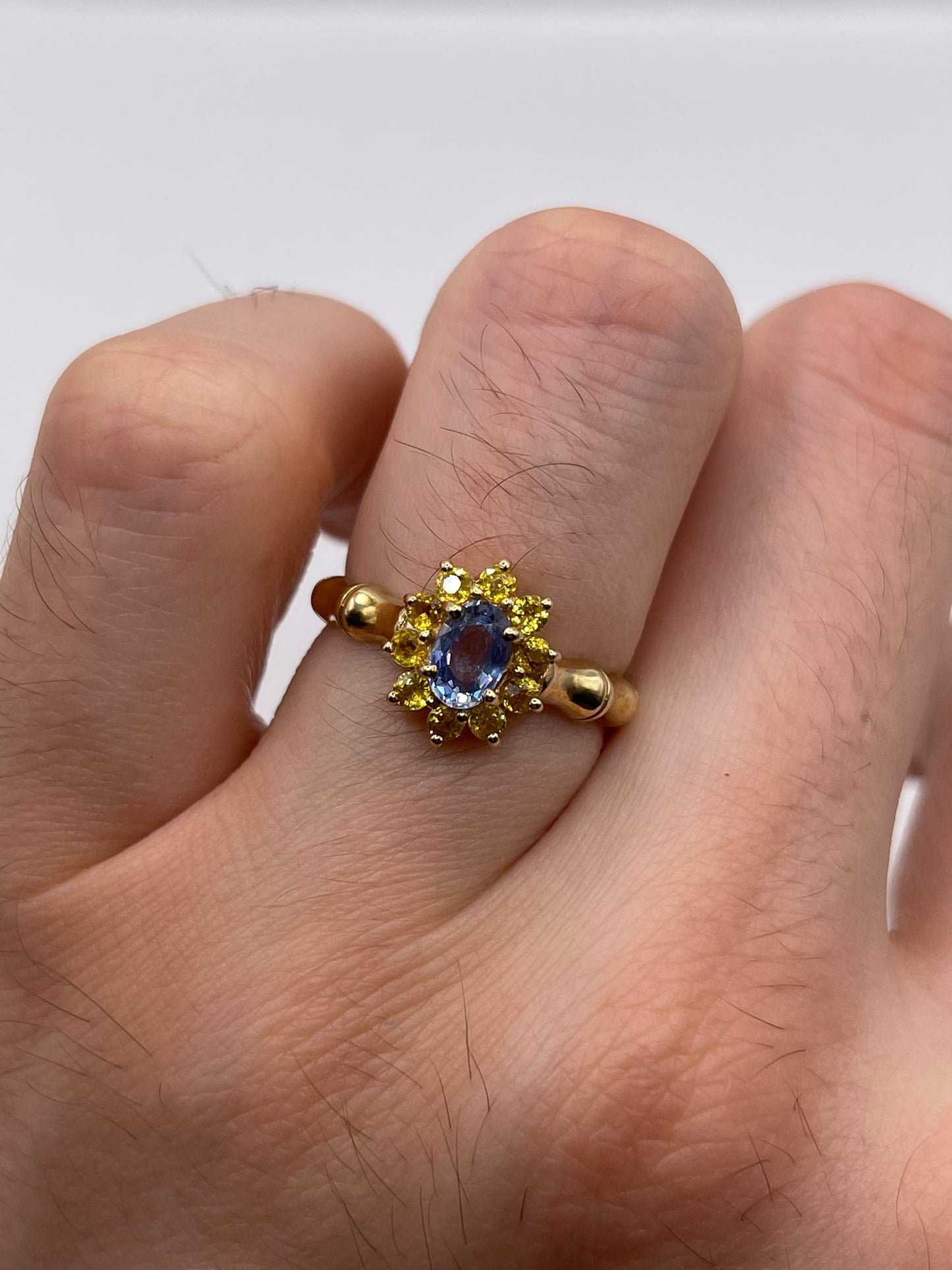 9ct gold sapphire cluster ring