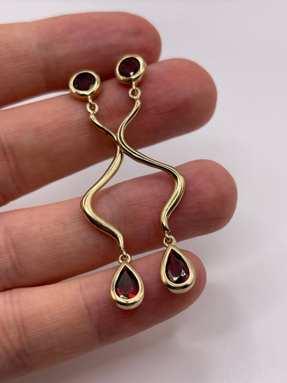9ct gold garnet earrings