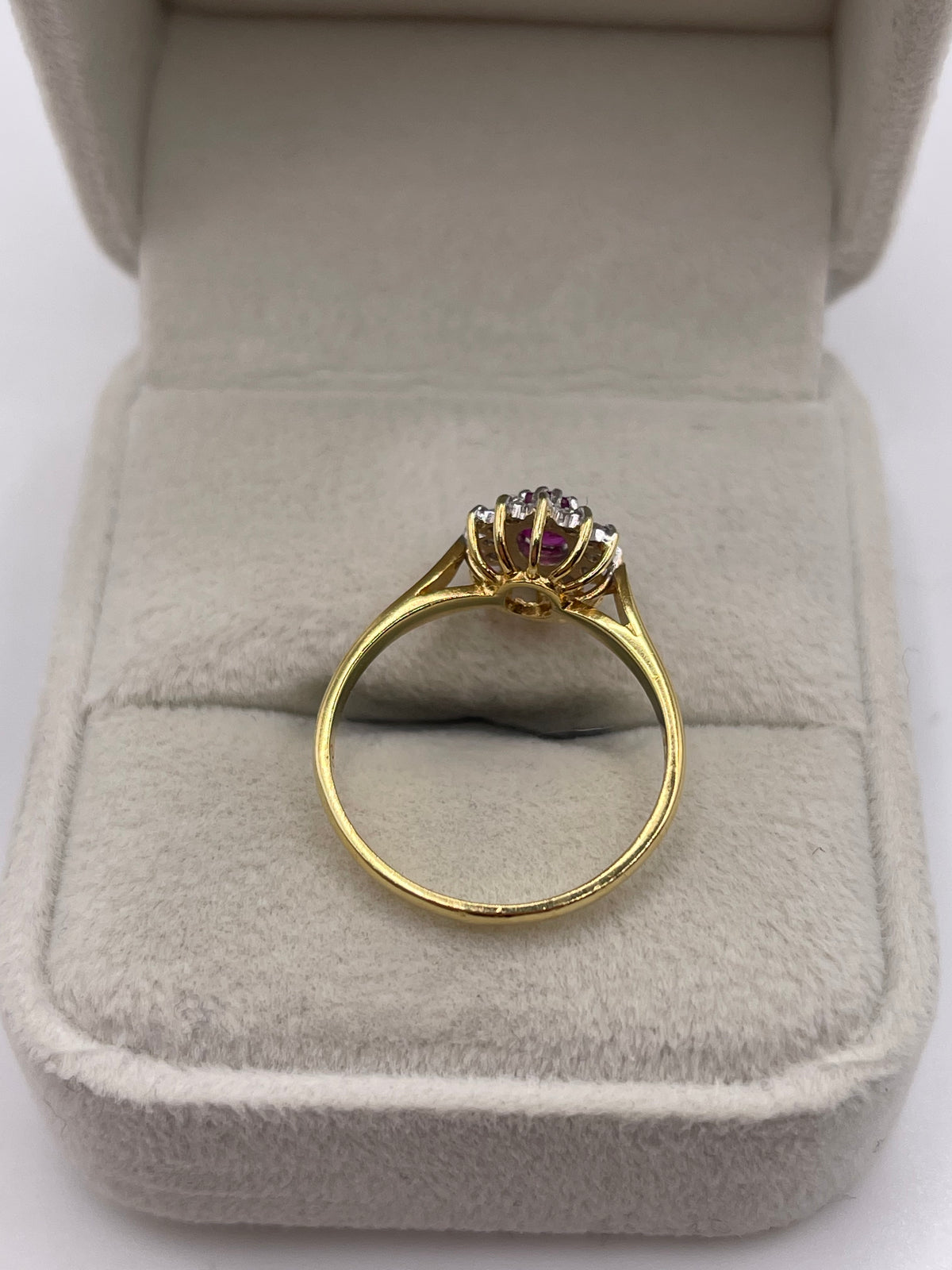 18ct gold ruby and diamond ring