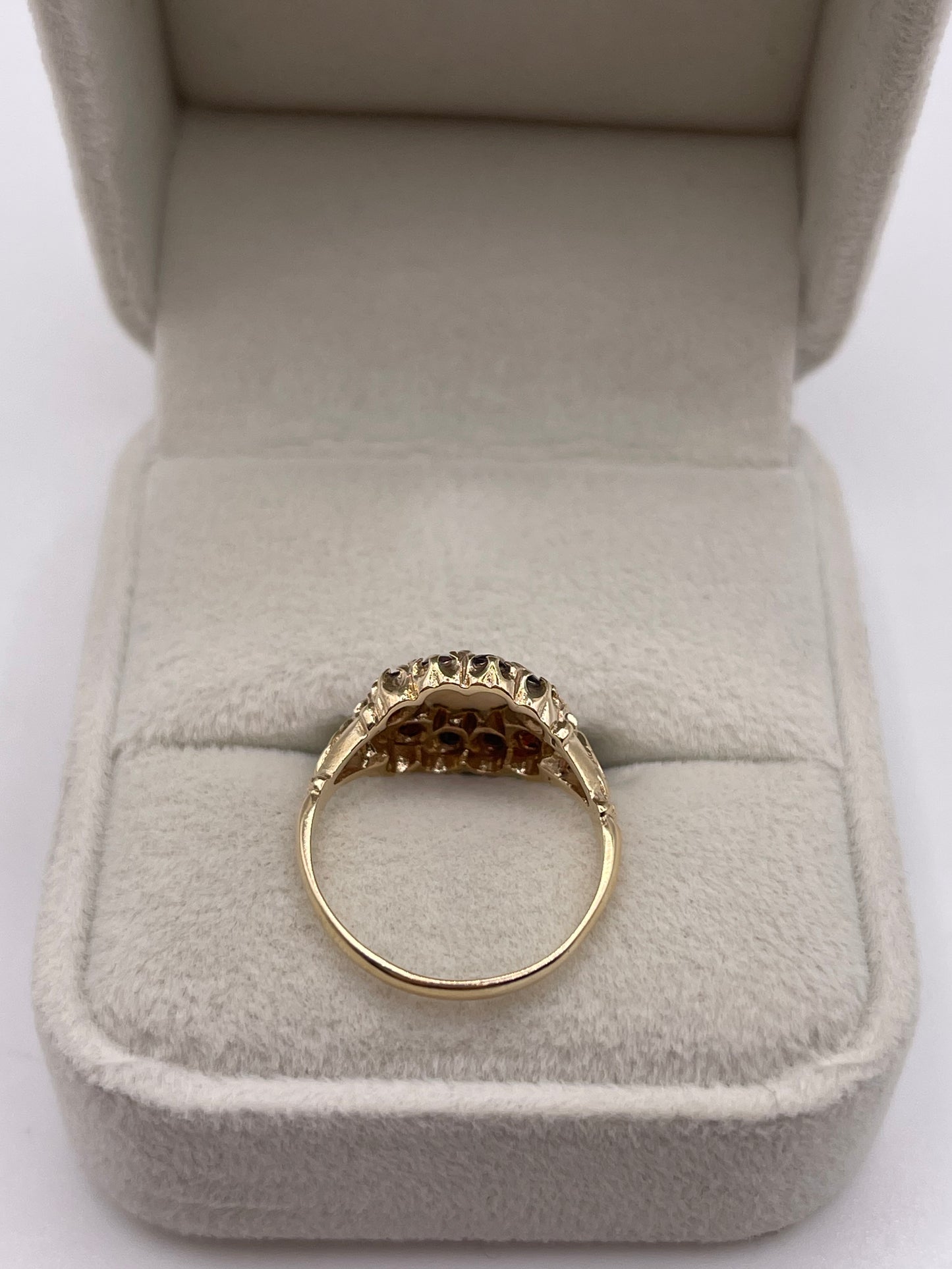 9ct gold opal and garnet ring