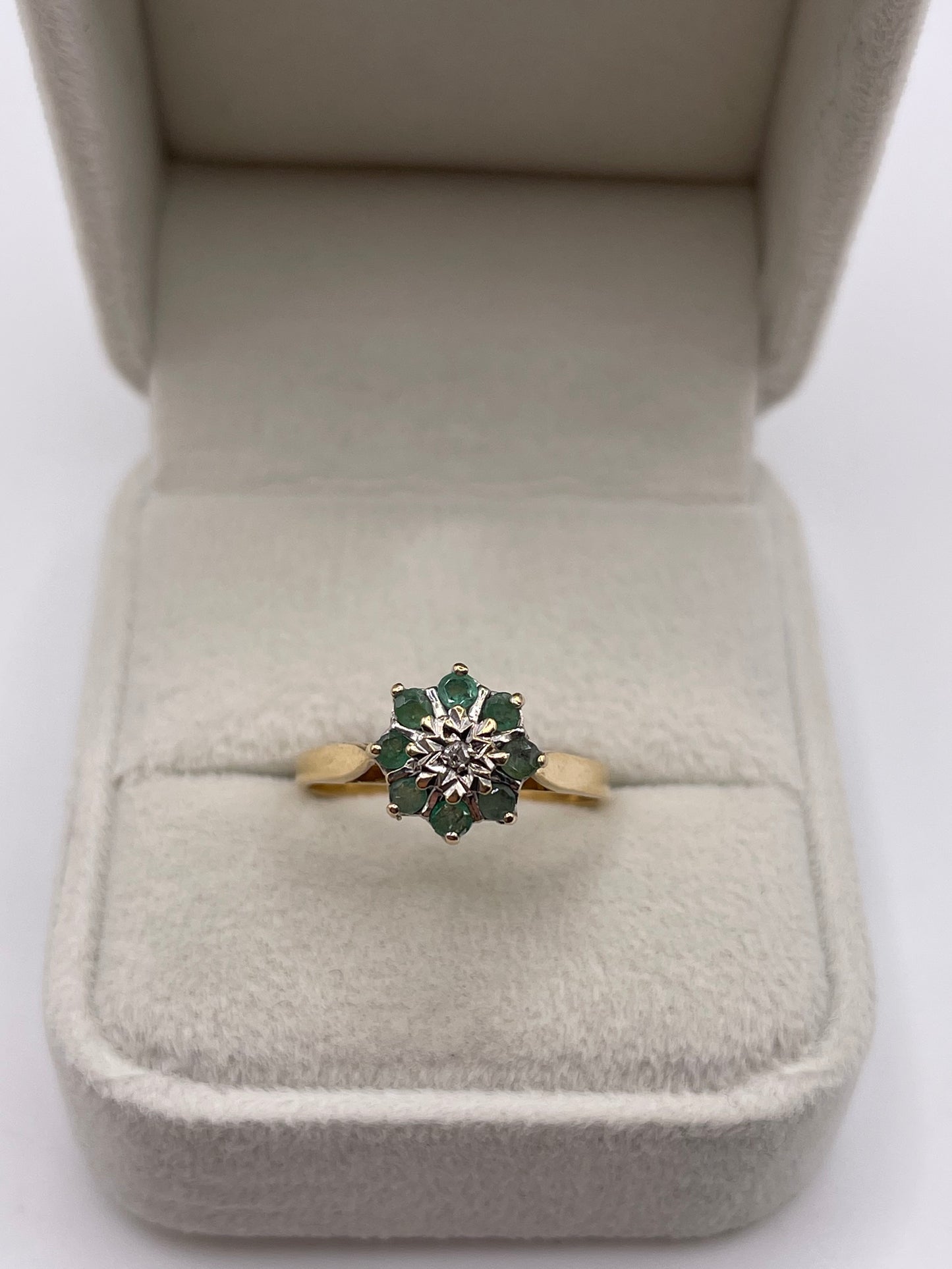 9ct gold emerald and diamond ring