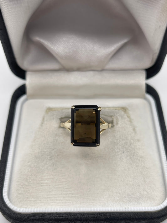 9ct gold Smokey quartz ring