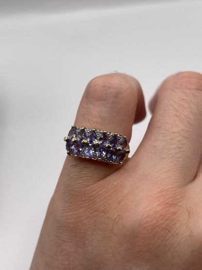 9ct gold tanzanite and diamond ring