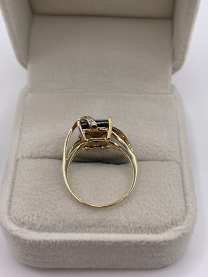 9ct gold Smokey quartz and diamond ring