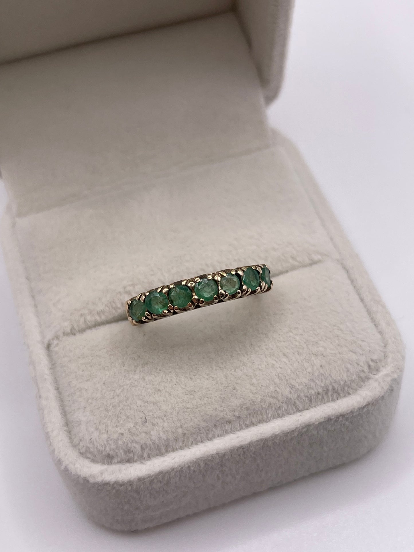 9ct gold emerald ring