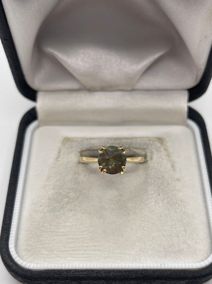 9ct gold quartz ring