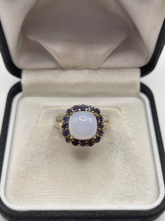 9ct gold chalcedony and iolite ring