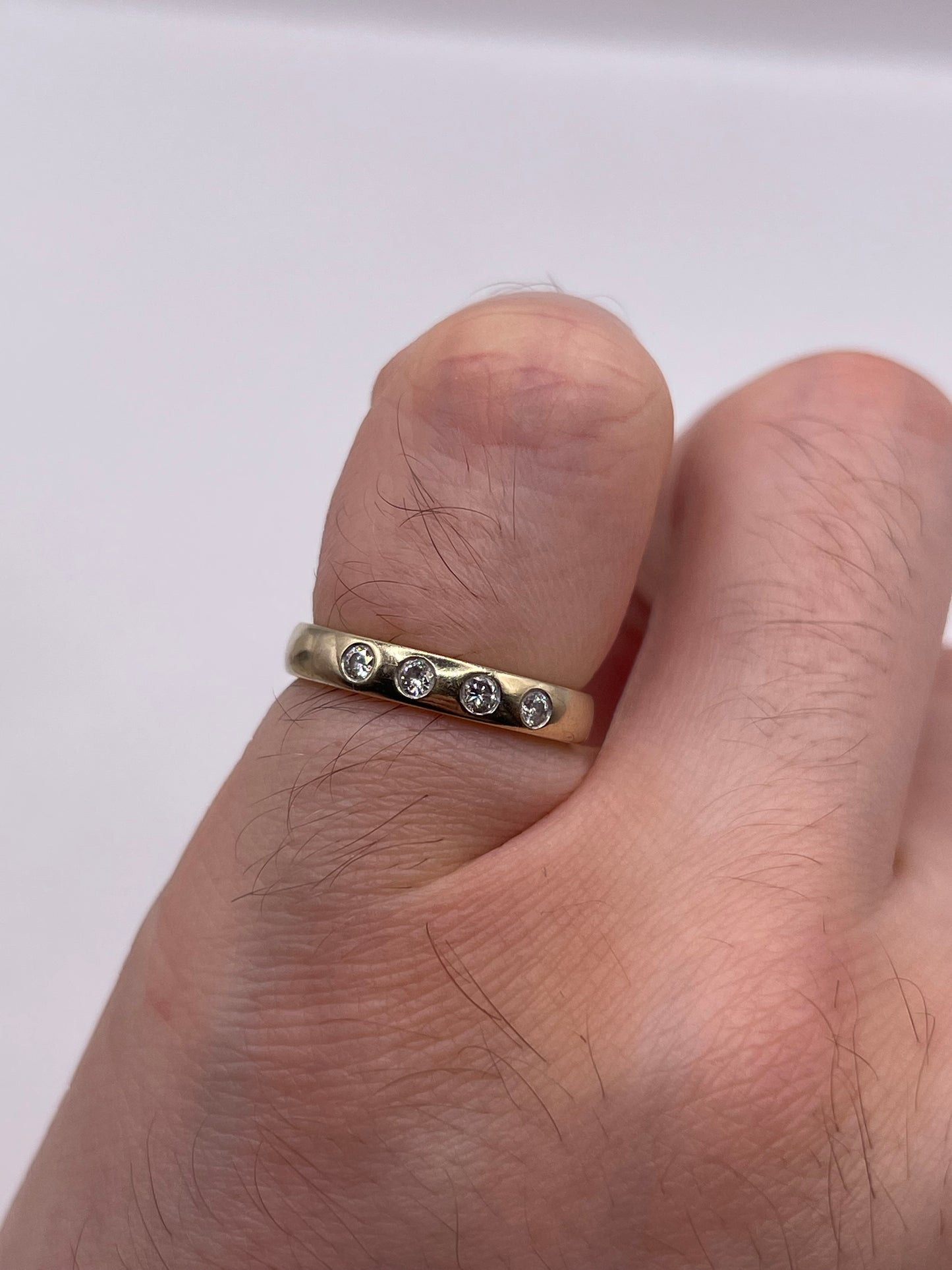 18ct white gold diamond ring