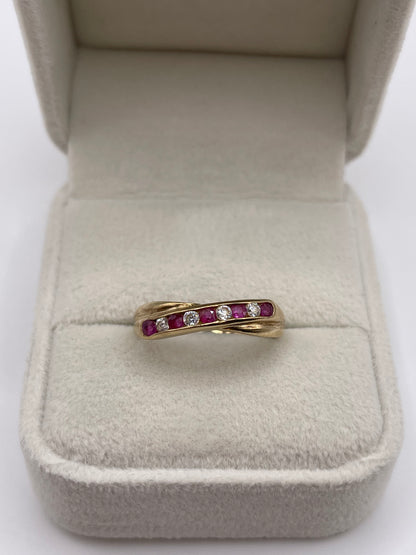 9ct gold ruby and cz ring