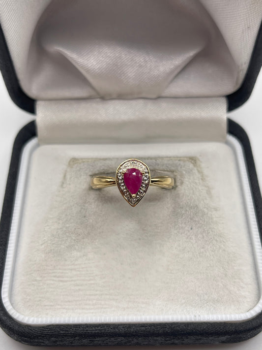 9ct gold ruby and diamond ring