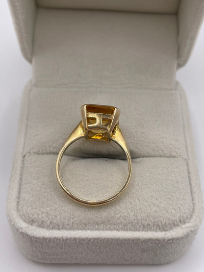 9ct gold citrine ring