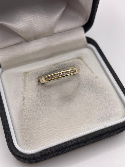 9ct gold diamond ring