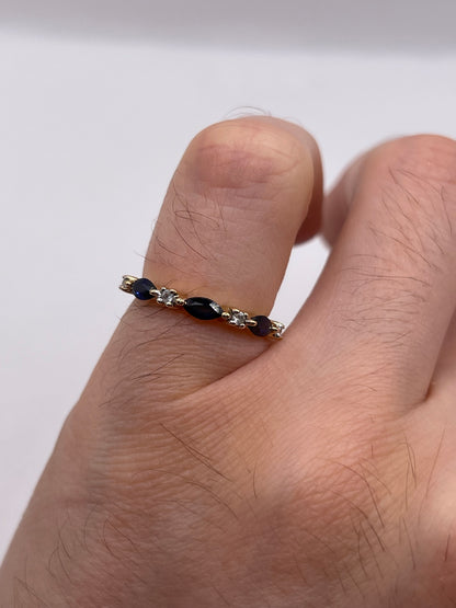 9ct gold sapphire and diamond ring