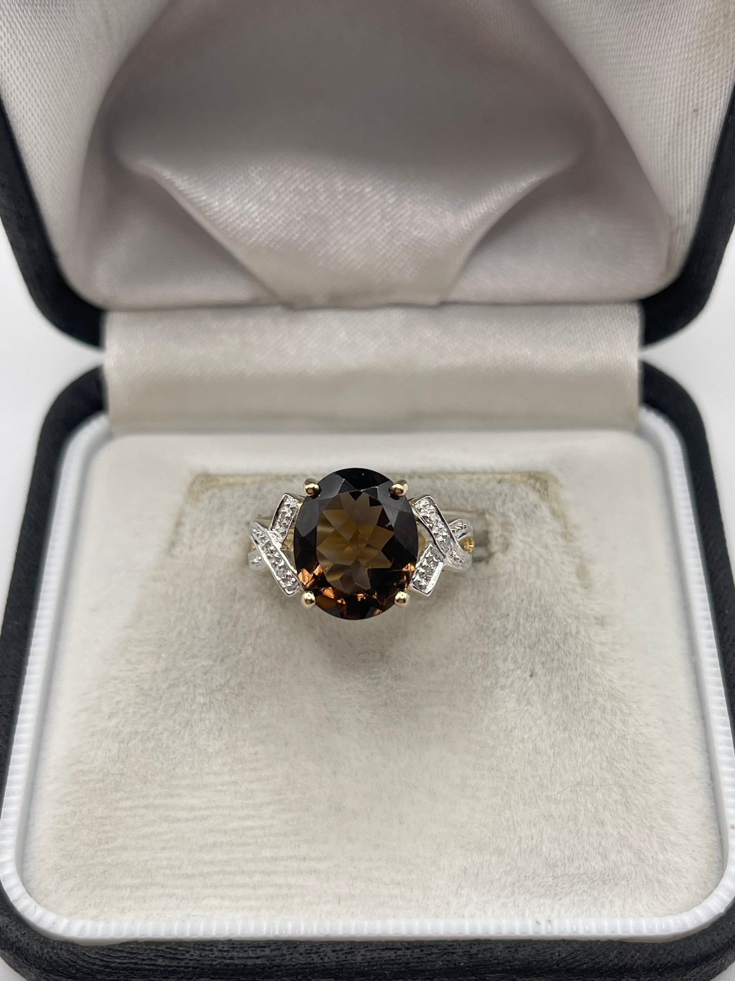 9ct gold Smokey quartz and diamond ring