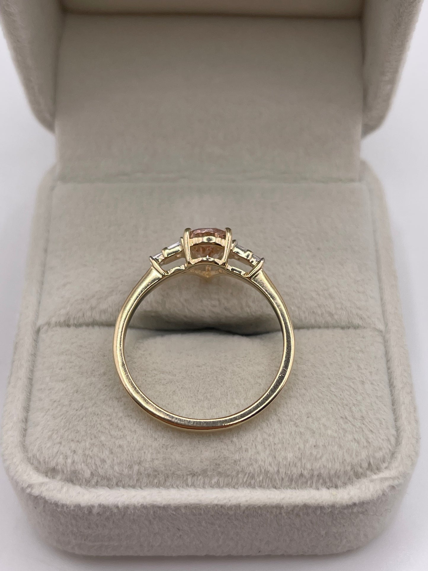 9ct gold morganite and zircon ring