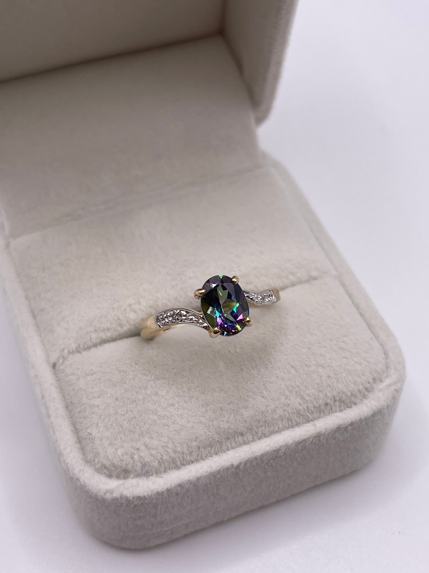 9ct gold mystic topaz and diamond ring