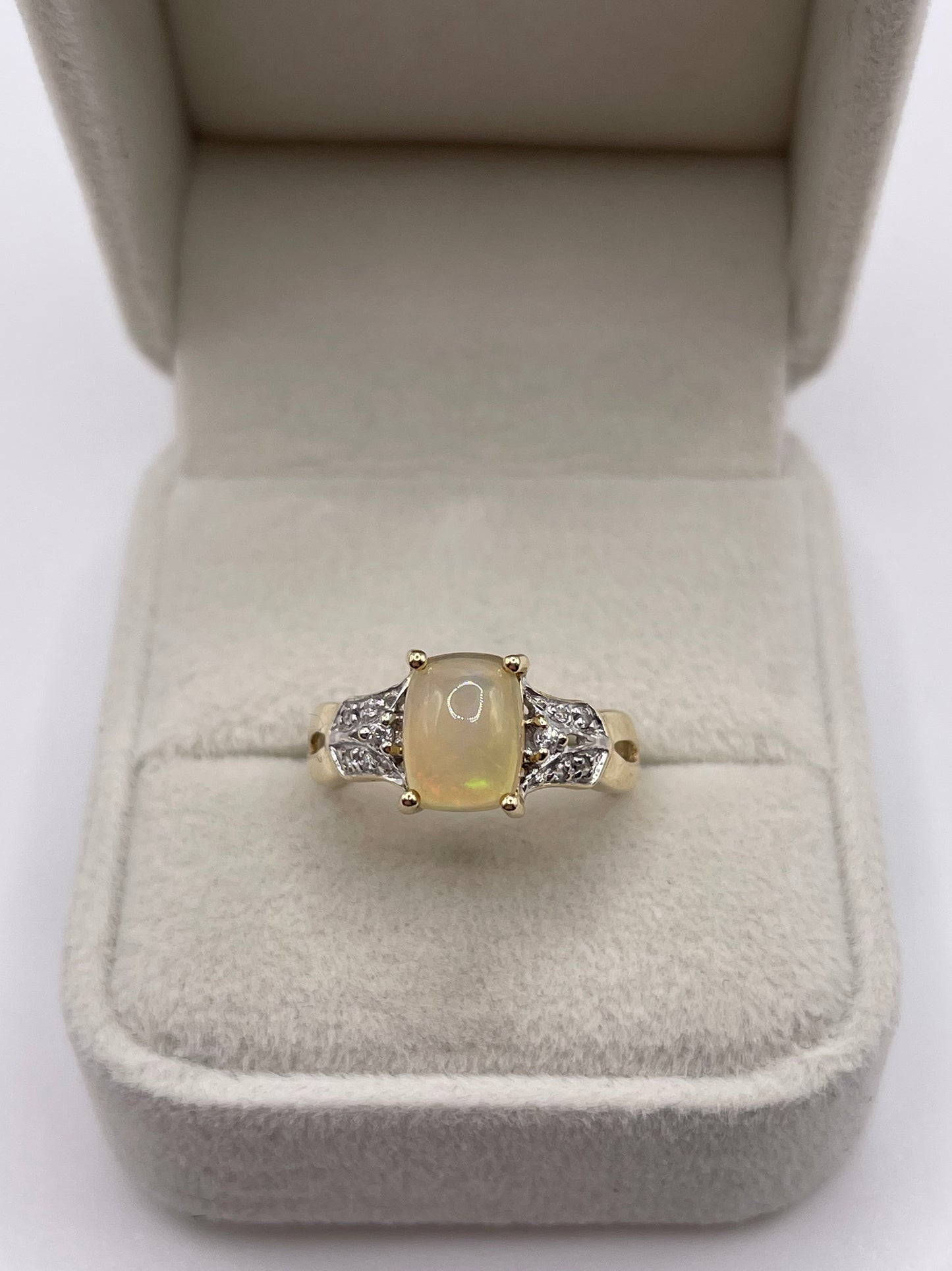 9ct gold opal and zircon ring