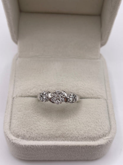 9ct white gold diamond cluster ring
