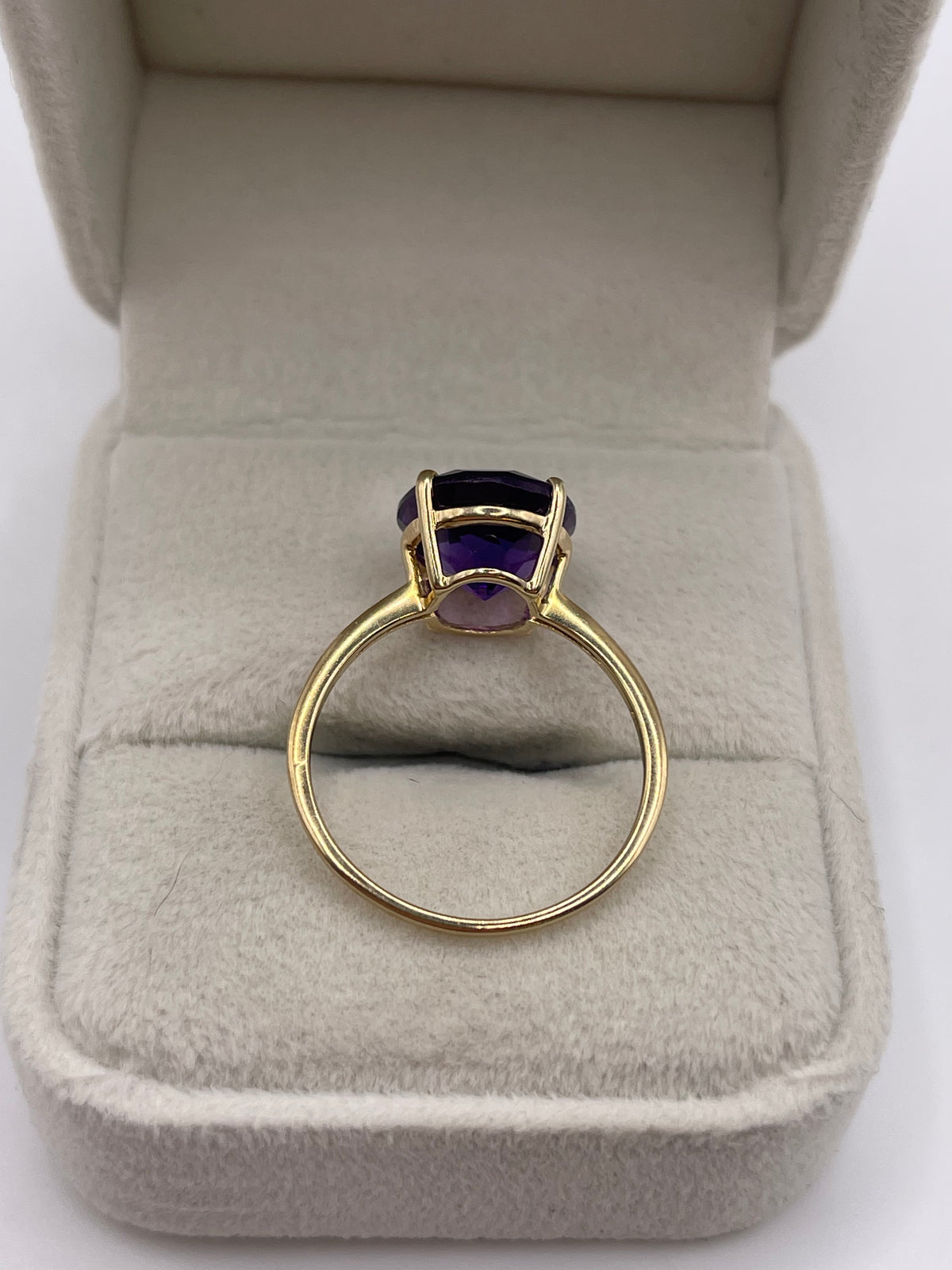 9ct gold amethyst ring