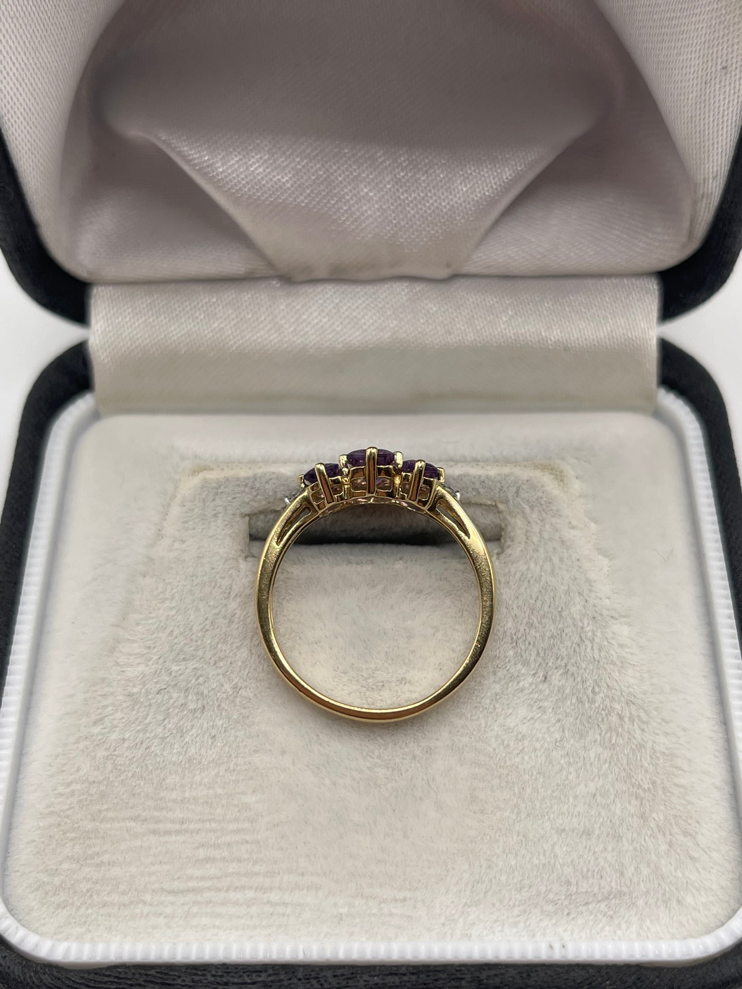 9ct gold amethyst and diamond ring