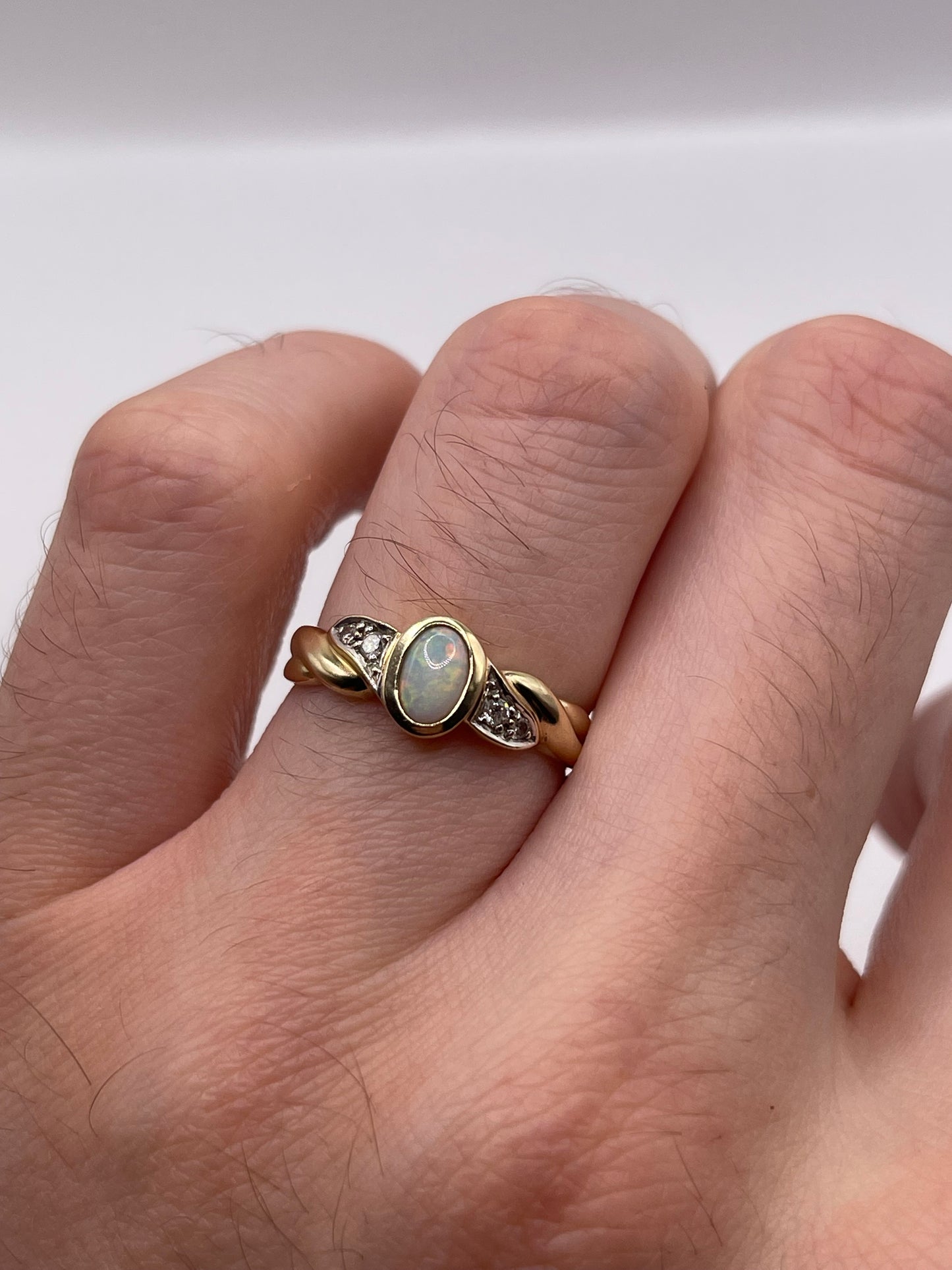 9ct gold opal and diamond ring