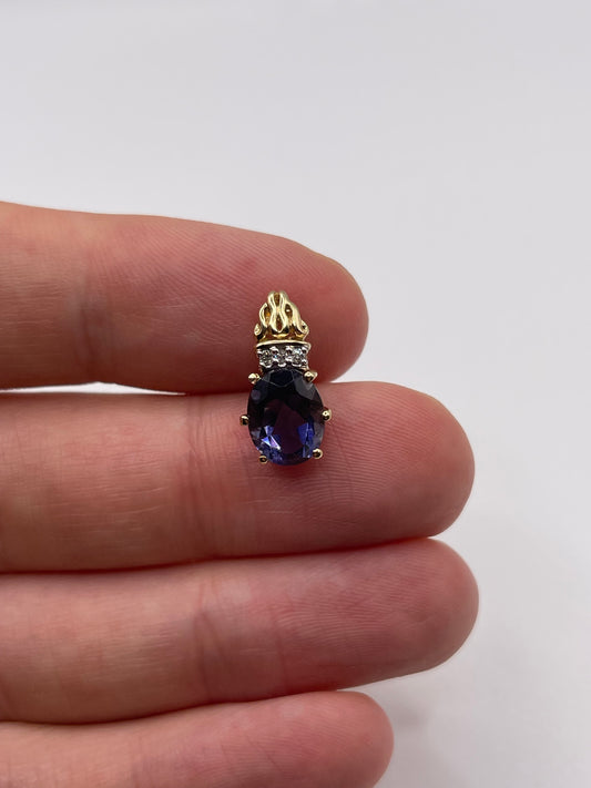 9ct gold iolite and diamond pendant