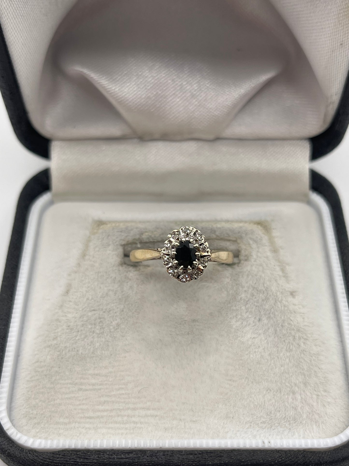 9ct gold sapphire and diamond ring