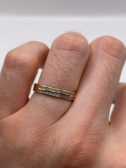 9ct gold diamond ring