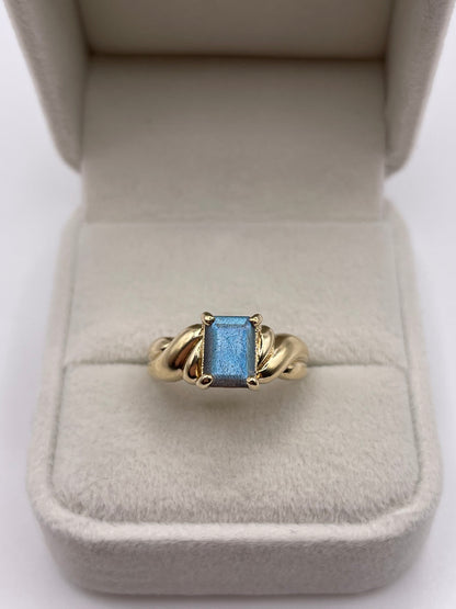 9ct gold labradorite ring