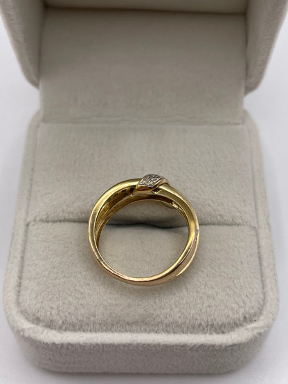 9ct gold sapphire and diamond ring