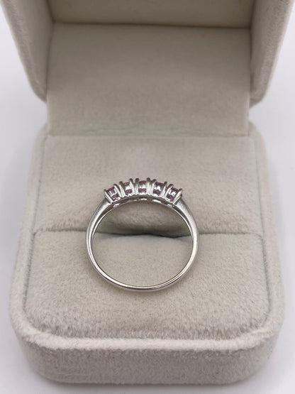 9ct white gold pink sapphire ring