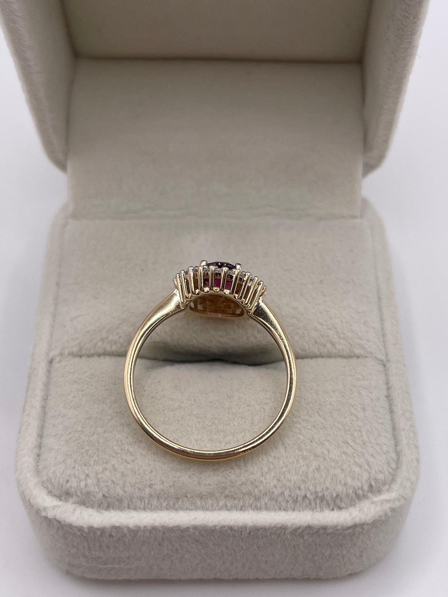 9ct gold spinel and zircon ring