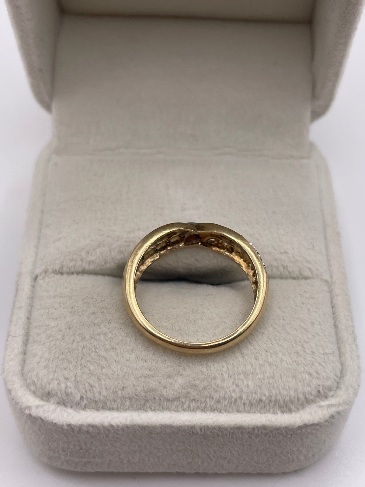 9ct gold diamond cluster ring