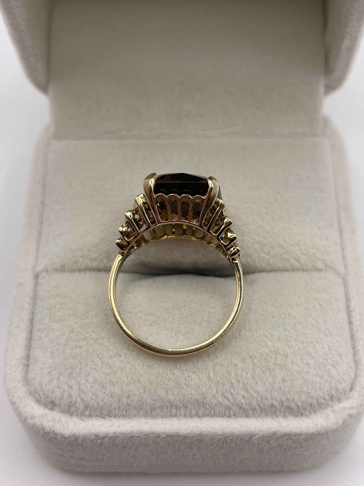 9ct gold Smokey quartz ring