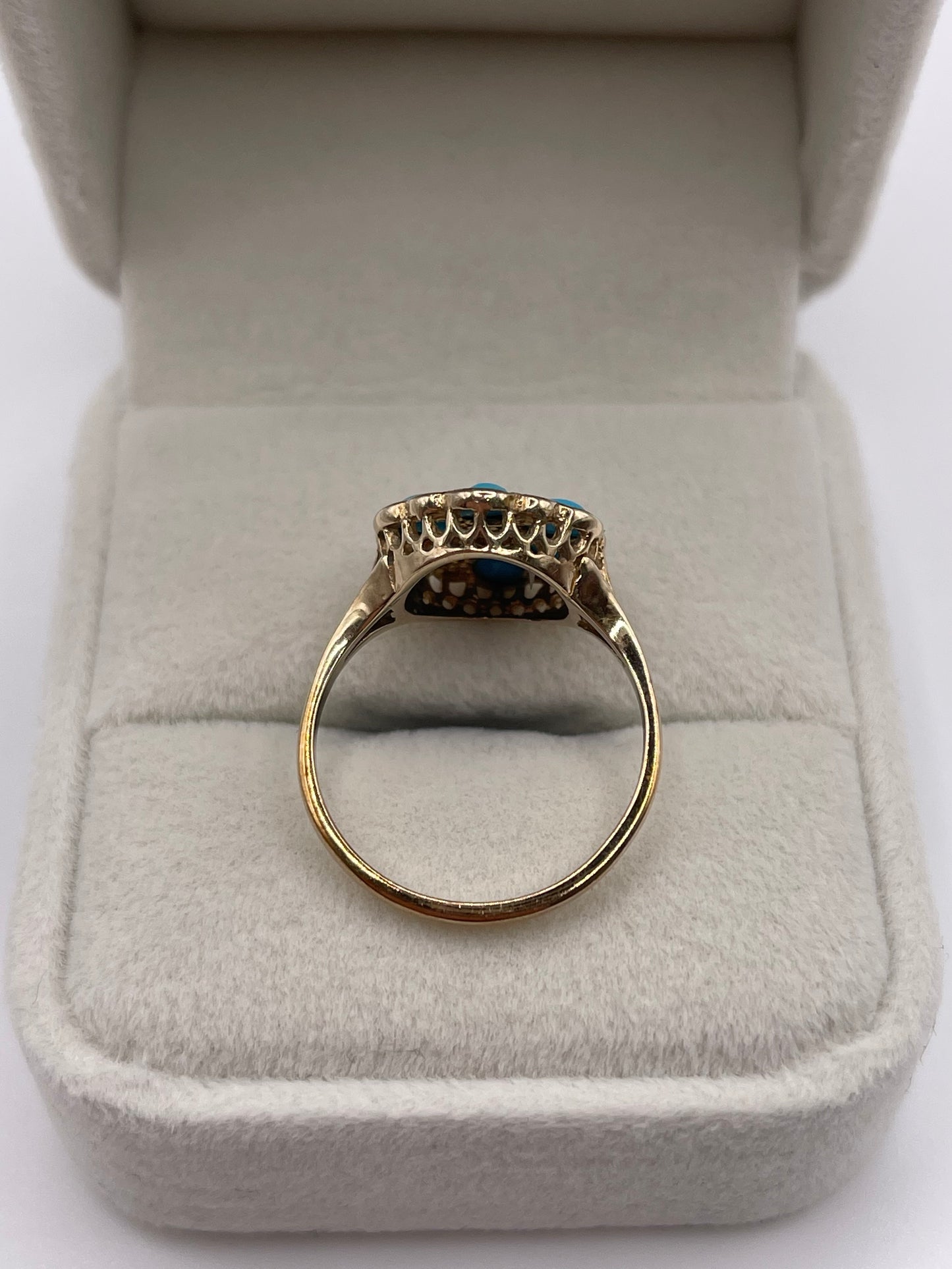 9ct gold turquoise and diamond ring