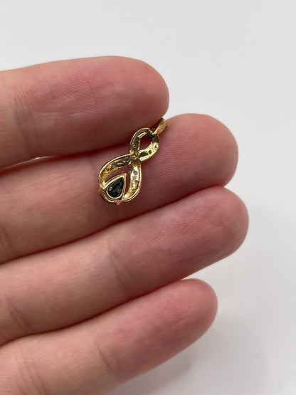 9ct gold sapphire and diamond pendant