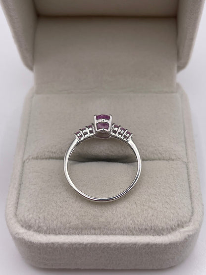 9ct white gold pink sapphire ring